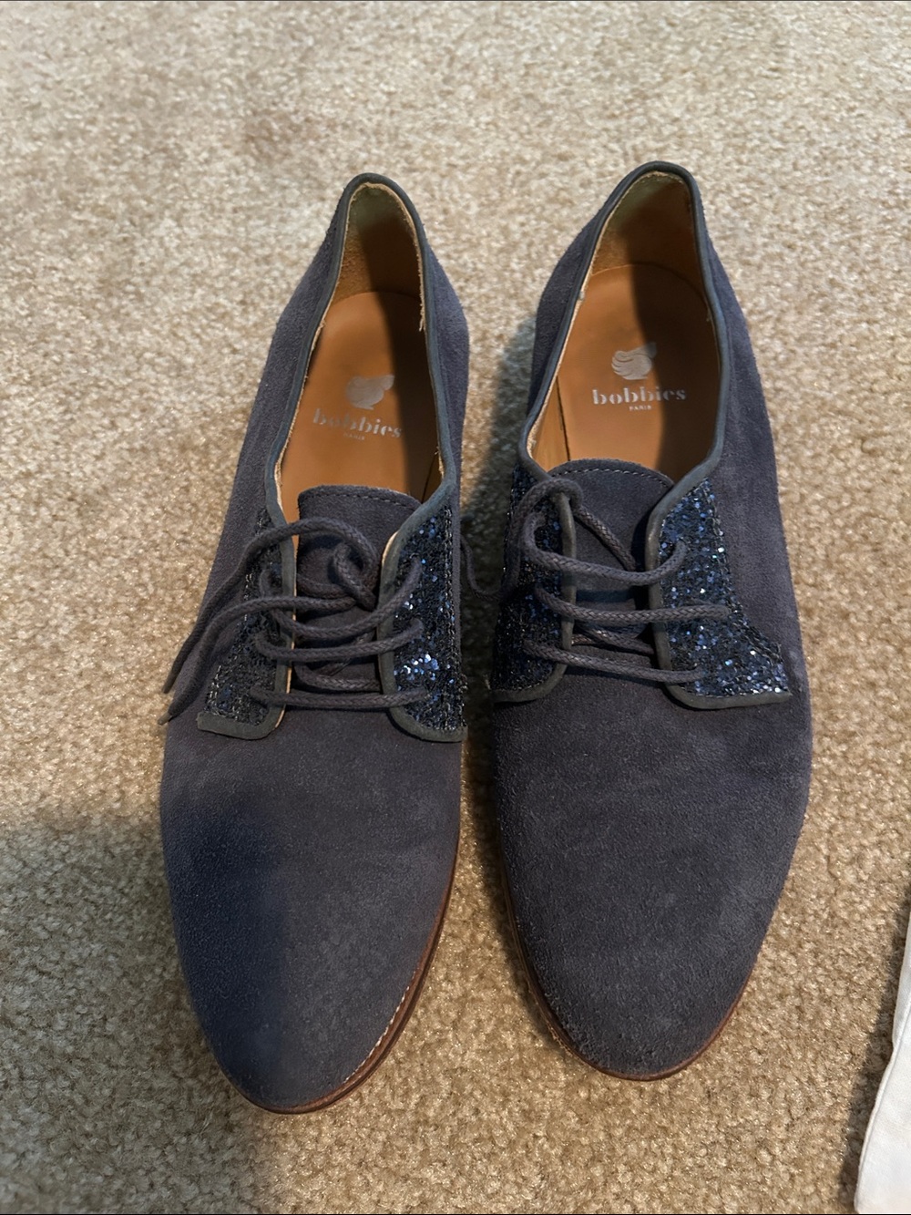 Women’s shoes